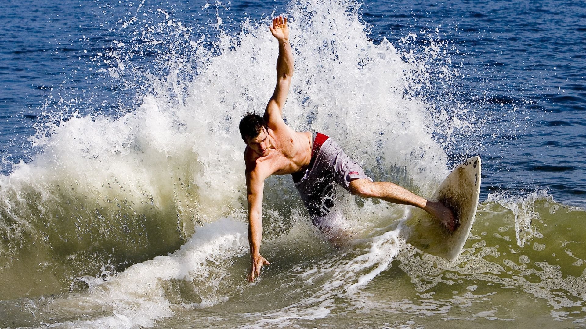 mksports官网-未来光影系列赛:创意无限,激烈场面不断!